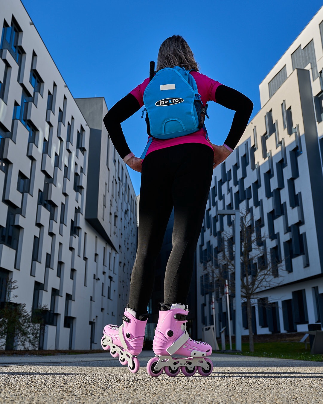 Městské inline bruslení na freeride bruslích – odolnost a univerzální použití